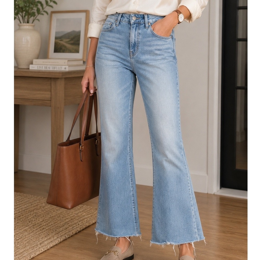 Unpublished Womens High Rise Flare Jeans Light Wash Raw Hem Size 26 Long Preppy